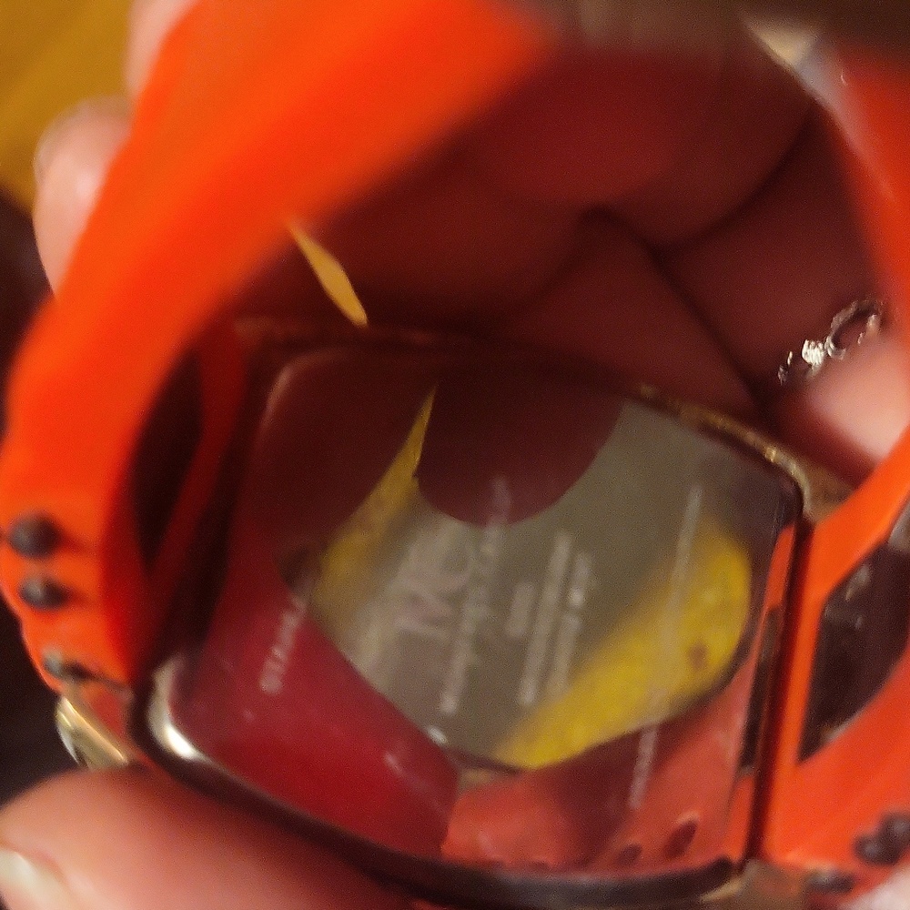 Watch - Picture 2 of 3